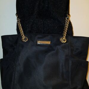 Beautiful Calvin Klein Black Shoulder Bag with Silver Linked Chain Straps